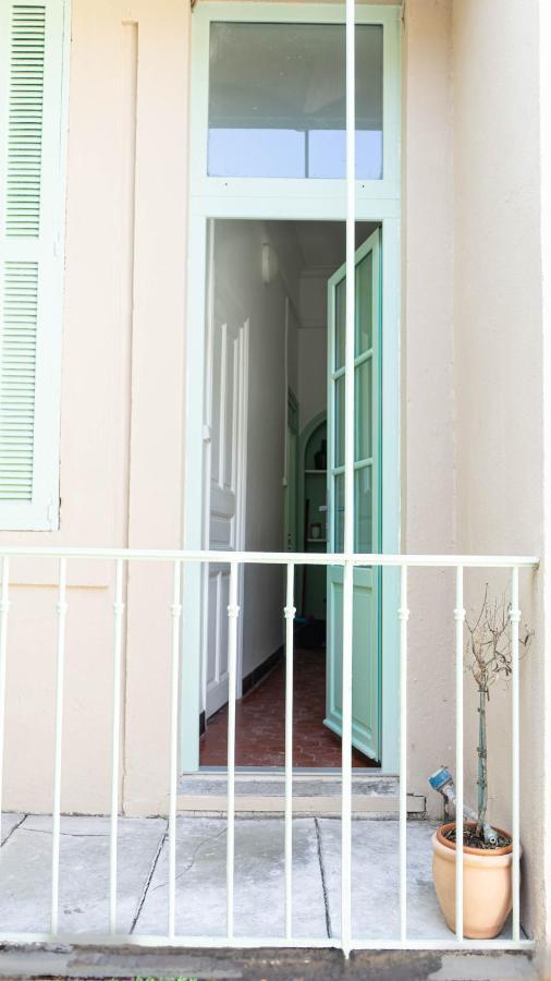 Le Petit Provencal Apartamento Nîmes Exterior foto