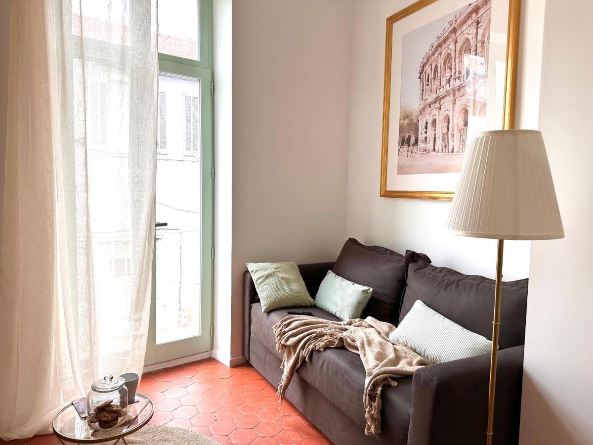 Le Petit Provencal Apartamento Nîmes Exterior foto